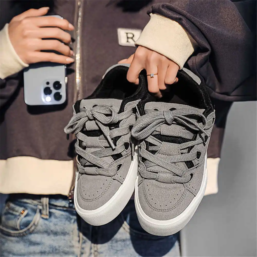 Women'S Accessories Wholesale Suppliers - Chaussures d'école Hiphop avec laçage pour